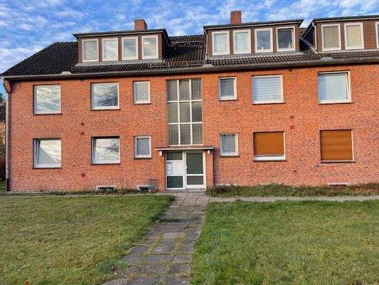 Eingangsansicht - Gebäude