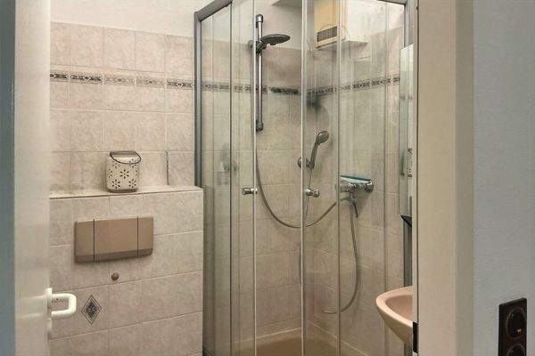 WE 3.OG 3.6 Duschbad