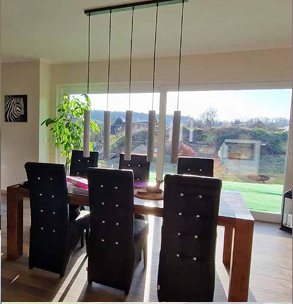 Essbereich mit Blick ins Grüne -1-.png