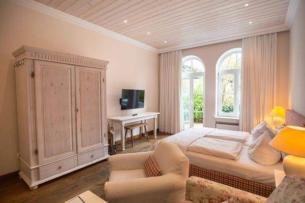 Terrassenzimmer-Blick zur Terrasse