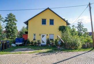 Haus von vorn.jpg