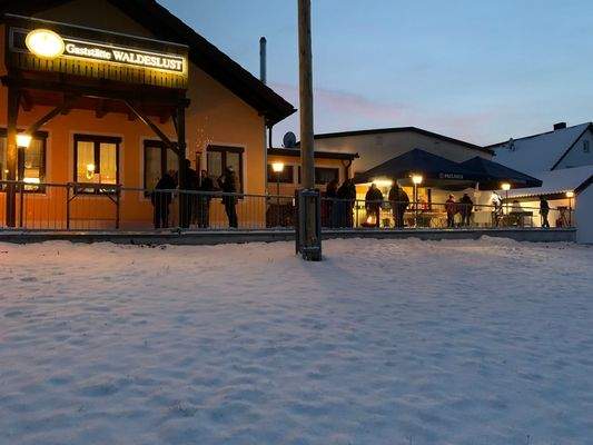 Aussenansicht Nacht/Winter