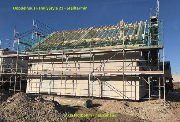 Stelltermin Doppelhaus - Haus steht am 1. Tag