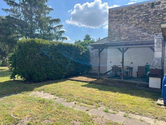 Überdachte Sitzgelegenheit