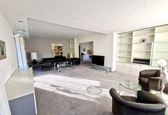 Großzügig und hell