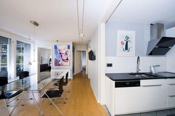 offene Küche mit Esszimmer 