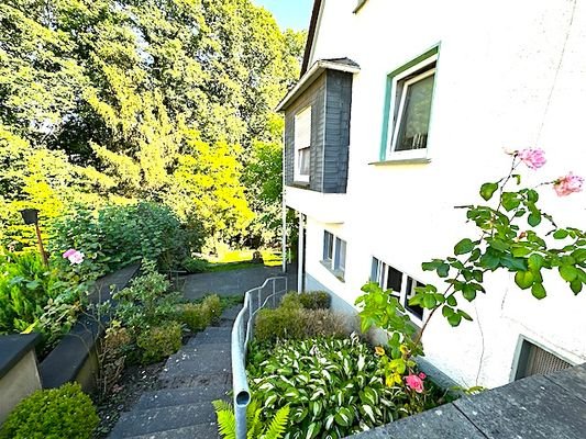 Mehrfamilienhaus Terrasse