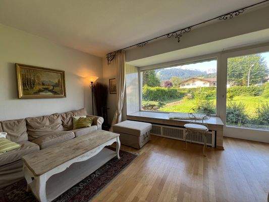 Wohnbereich im EG mit Holzboden