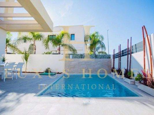 34751B2D-C8D6-4B44-BC9D-91E9E62895A2