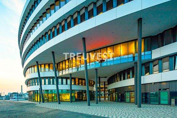 Büro Außenansicht-1