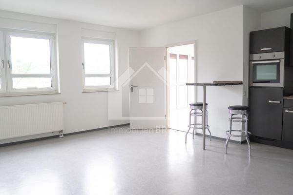 Wohnzimmer, Zugang zum Schlafzimmer