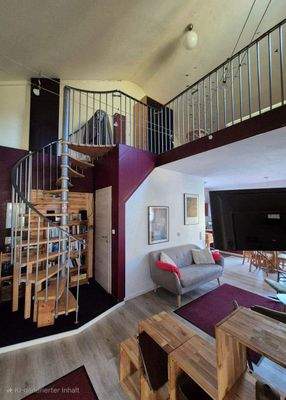 Eingangsbereich Wohnung Nr. 2 mit Empore.jpg