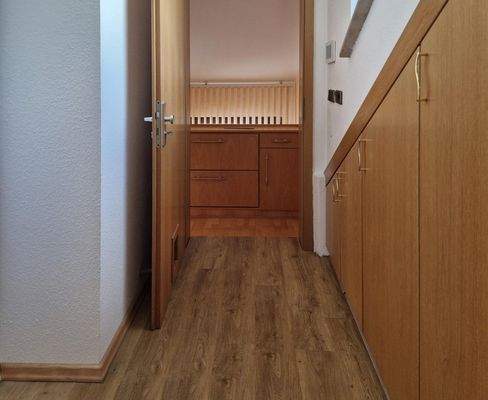 Flur mit Einbauschränken