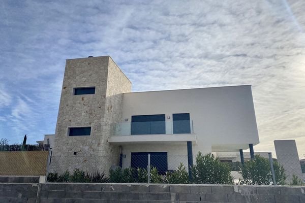Schönes Baugrundstück für ein Einfamilienhaus mit eingereichtem Projekt in privilegierter Lage von Sa Rápita