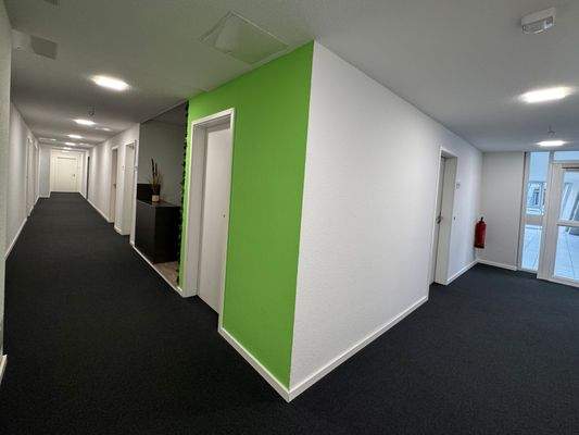 Blilck in Flur im 1. OG Süd