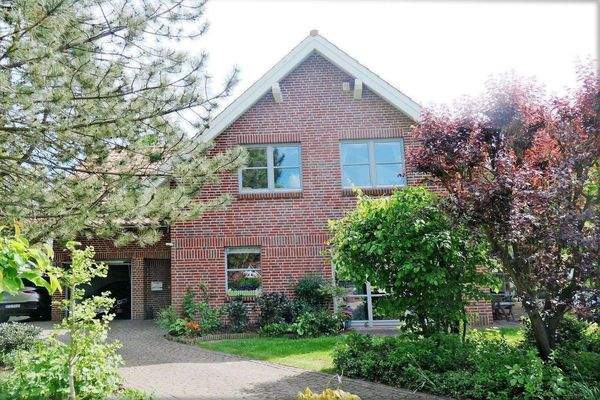 Hausansicht von vorne