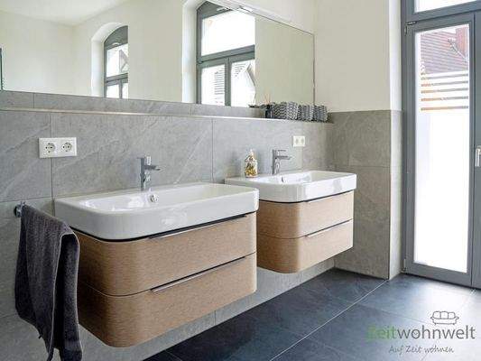 Doppelwaschtisch im Bad