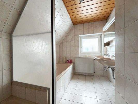 OG: Das zweit Badezimmer...