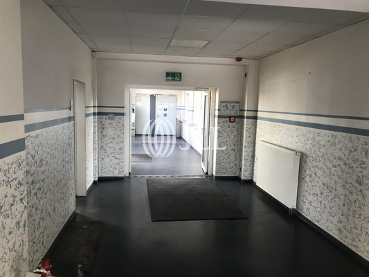 Übergang Büro zur Werkhalle