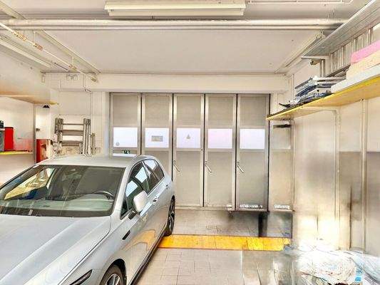 Werkstatt EG mit Sektionaltor