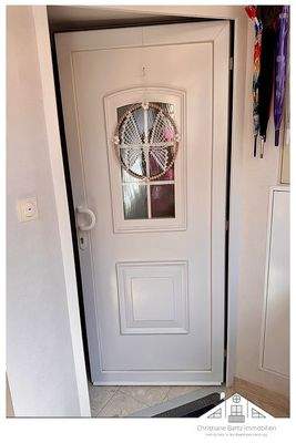 Zugang Einliegerwohnung EG