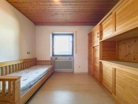 Kinderzimmer 2 im EG