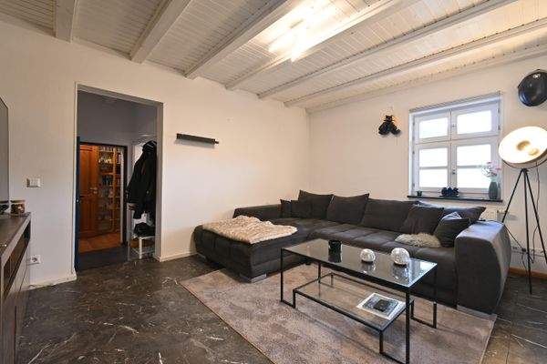 OG - Wohnzimmer 2. Wohnung