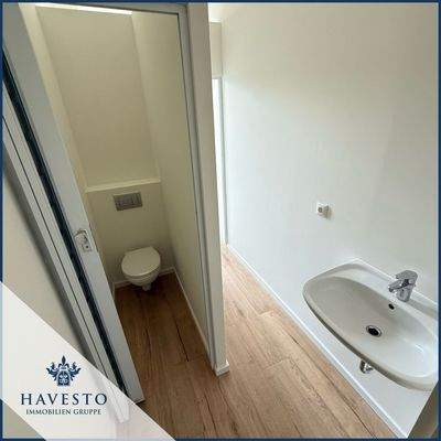 Gewerbe Weiteres Badezimmer