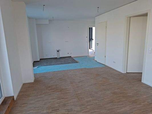 Wohn-Ess-Küchenbereich (2).jpg