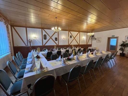 großer Klubraum (2).jpg