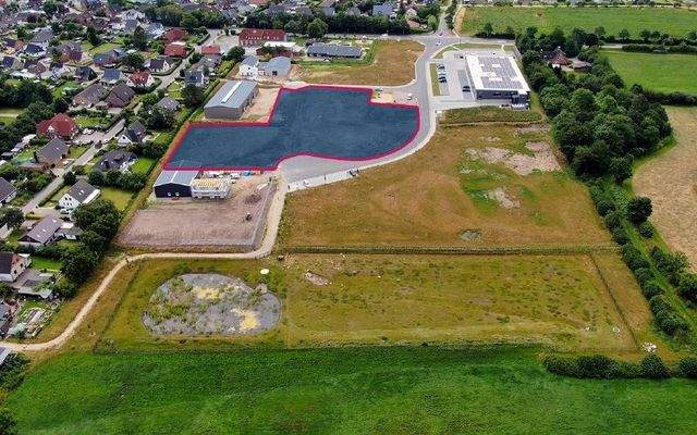 Luftbild des Gewerbegrundstücks II