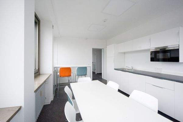 Beispiel Teeküche III. 