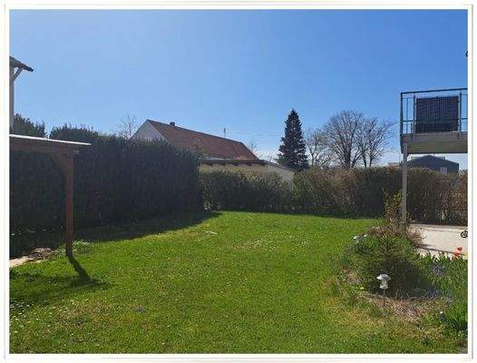 Herrlich großer Garten