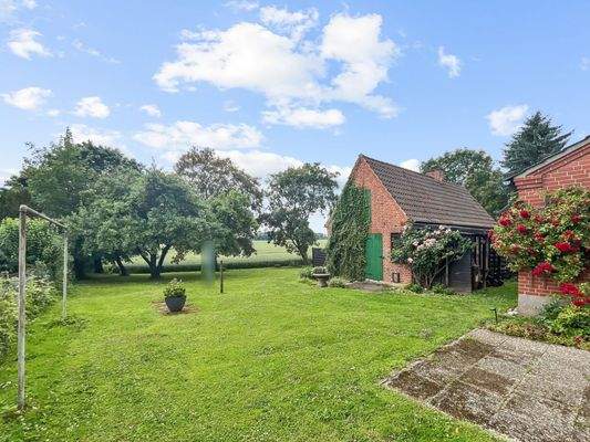 Garten mit unverbaubarem Blick