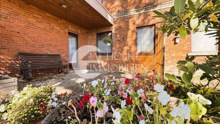 378.Haus.Außen.Terrasse