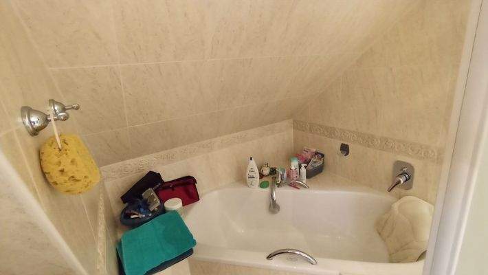 Badezimmer DG Ansicht 2