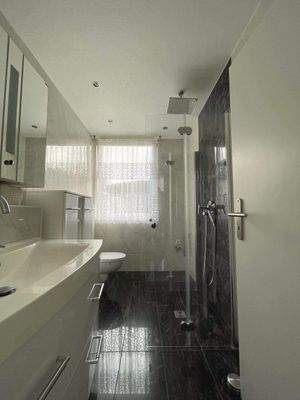 Ansicht vom Badezimmer 