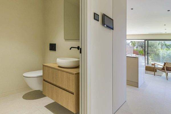 Las_Colinas_Lima_Real_Estate_Baño _Arriba