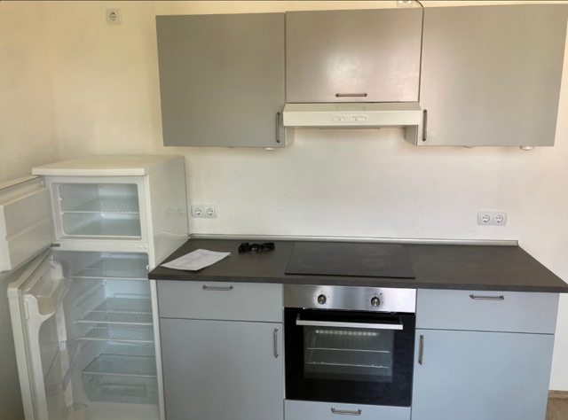 Gepflegte 2-Zimmer-Wohnung mit Einbauküche in Bad Kösen – 52 m² im 1. OG - Foto 2