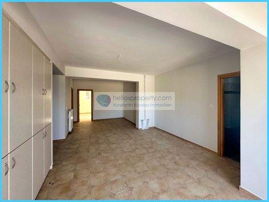 8103221c041845bead2c9757cf111297-original