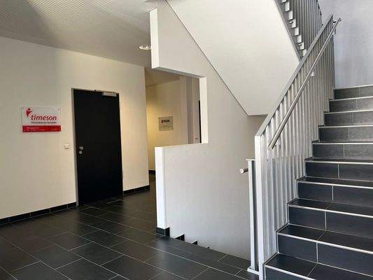 _Treppenhaus Eingang