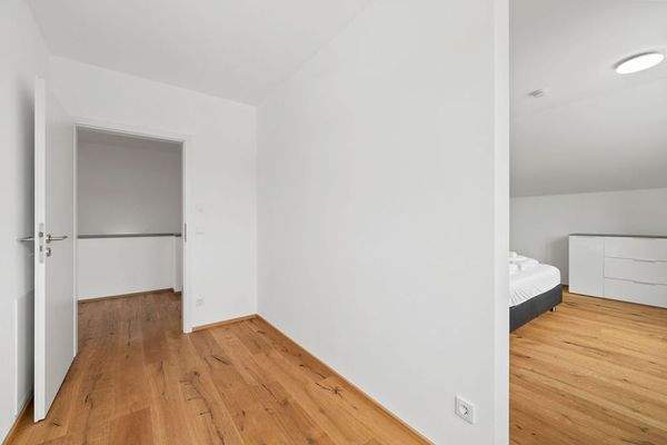 1.OG Schlafen 1 m. Ankleide