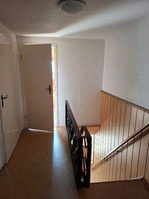 Treppenhaus im DG.jpg