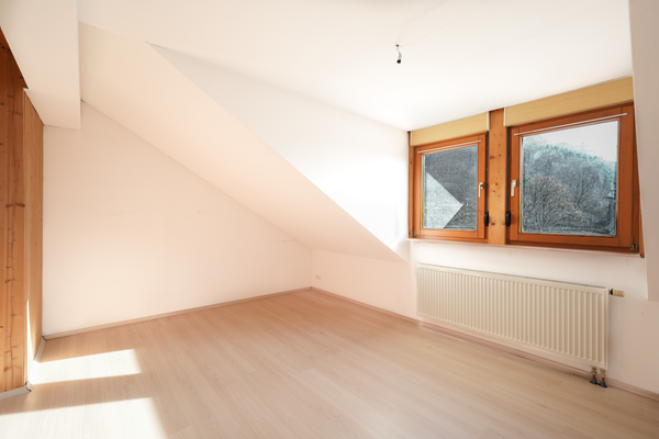 Schlafzimmer OG (jetziger Originalzustand)