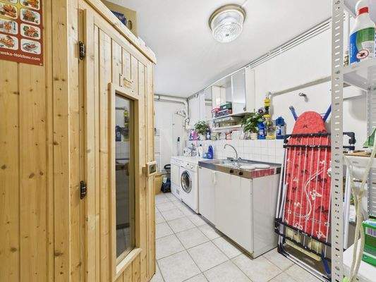 Kellerraum 1 - Waschküche mit Sauna im KG