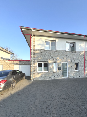 Ansicht DHH mit Garage