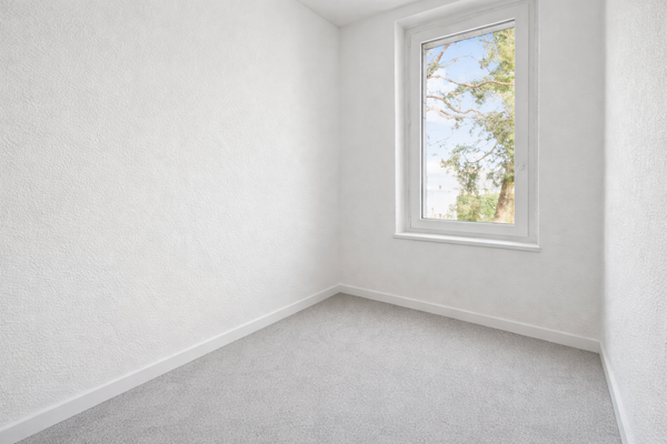 Büro (Möbel digital entfernt)