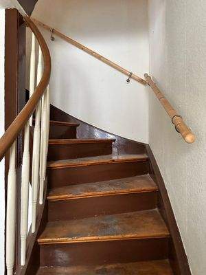 Treppenaufgang zum DG