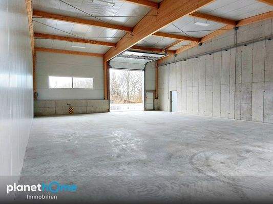 Innen Richtung Einfahrtstor