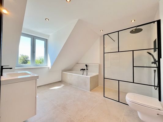 Badezimmer DG